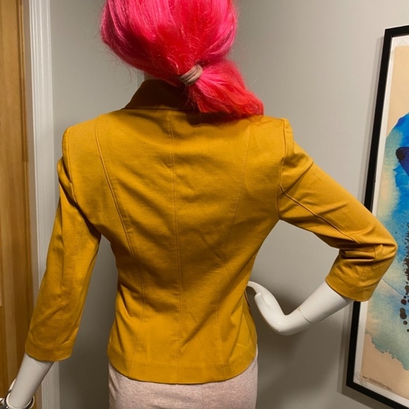 LeChateau mustard blazer/blouse, size S - Picture 2 of 7